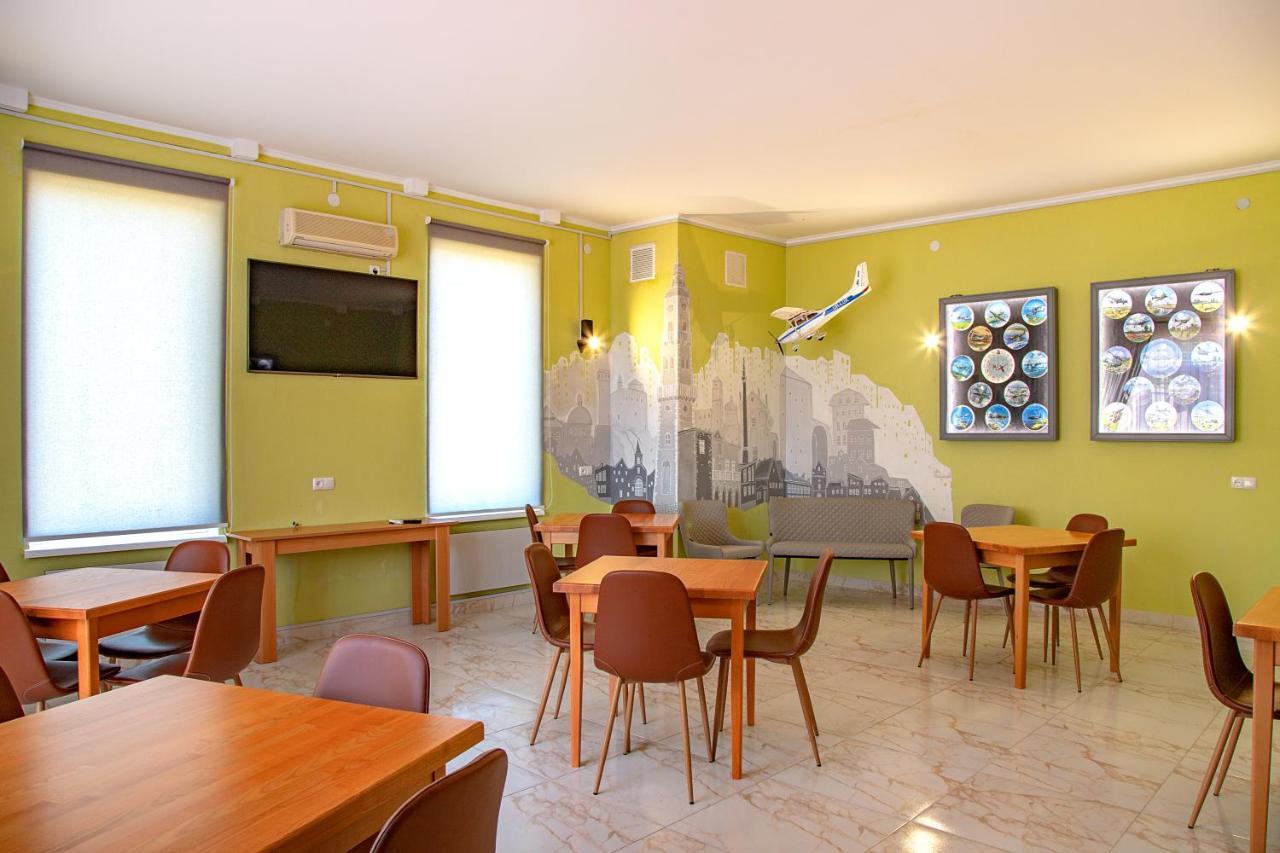 Hotel Zig Zag Kamianets-Podilskyi Exterior foto